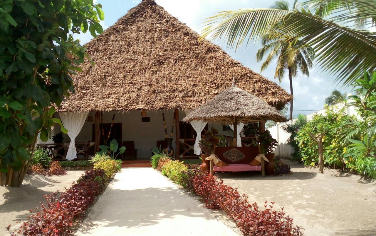 Casa Carlotta & Villa Nungwi Exterior photo